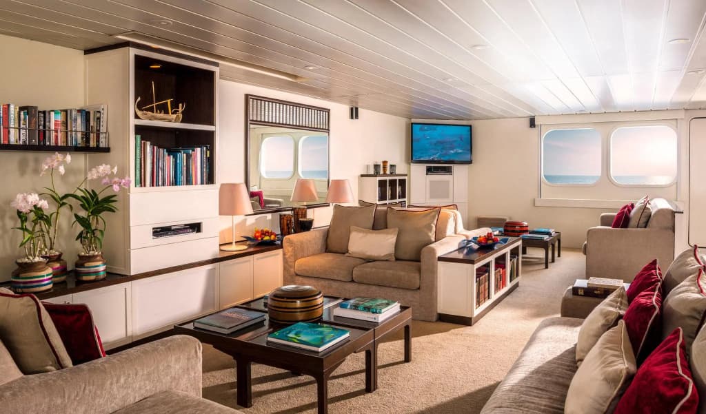 Four Seasons Resort Maldives at Kuda Huraa - photo 10