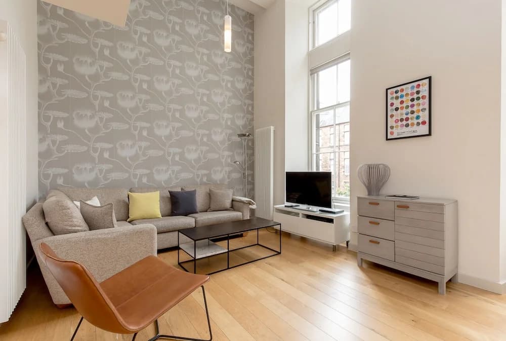 424 - Simpson's Loan Duplex Apartment - photo 3