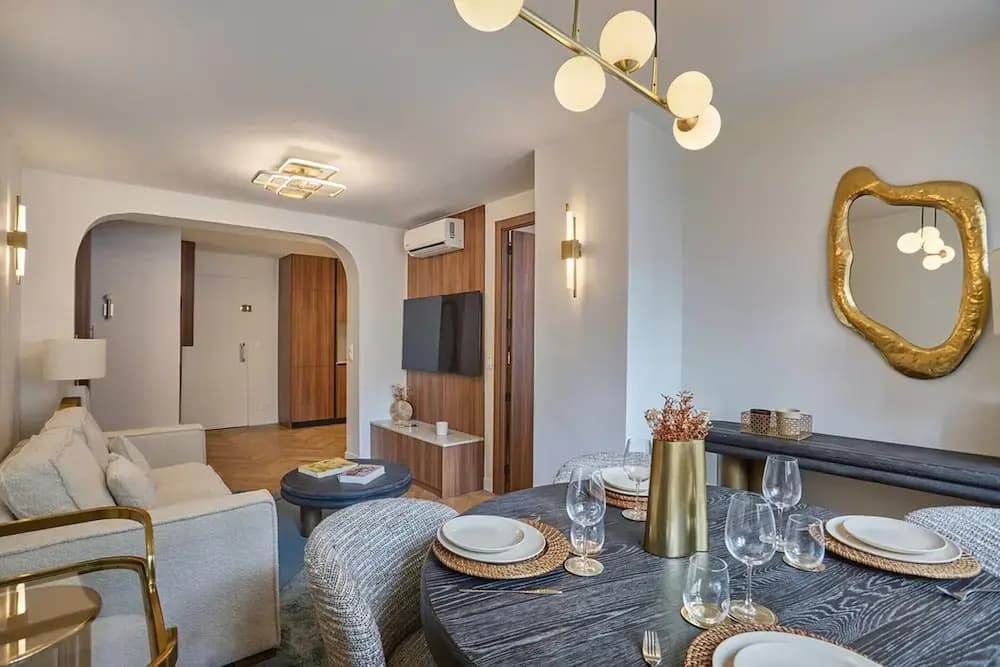 Apartment in the Center of Paris - photo 9