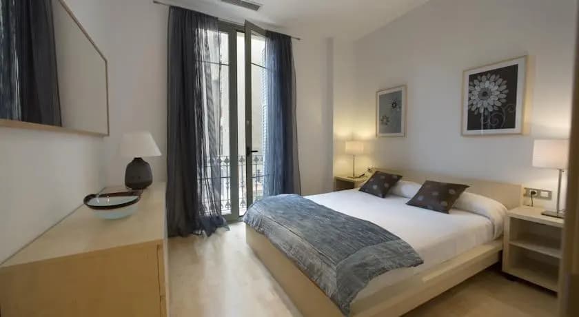 Habitat Apartments Arc De Triomf - photo 7