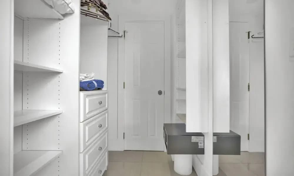 Gorgeous Spacious 2bed Bayview Apartment - photo 11