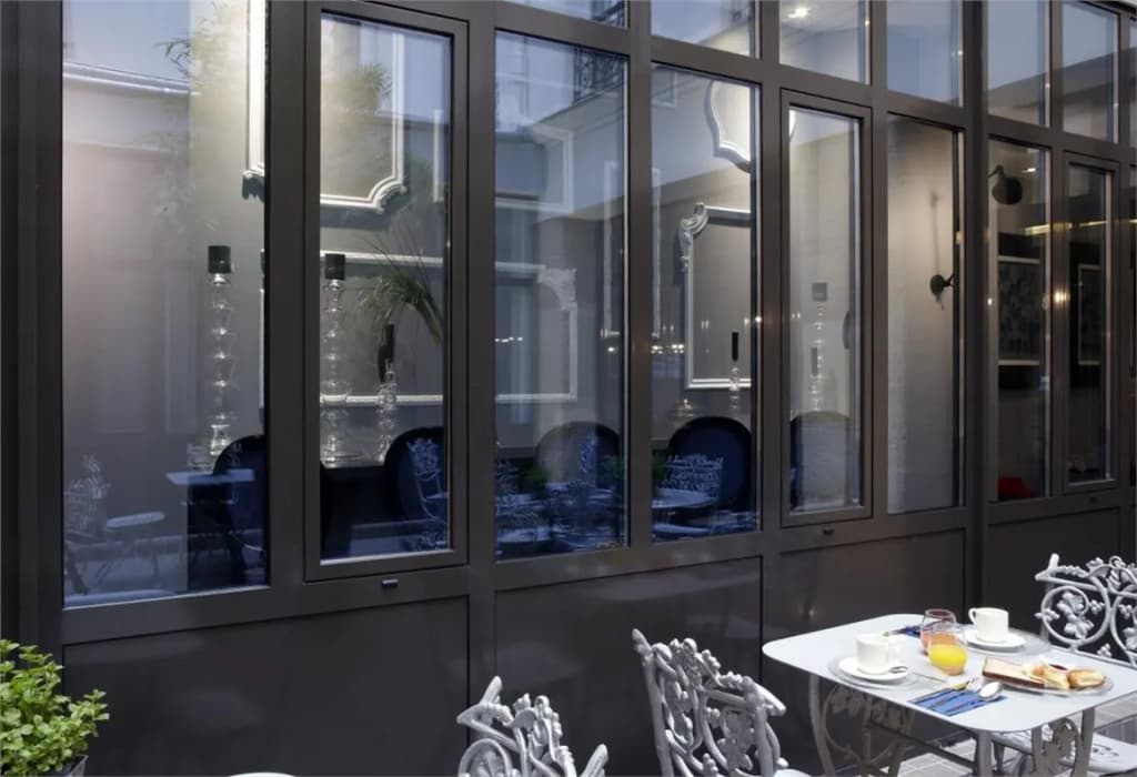 Hotel Mademoiselle - photo 18
