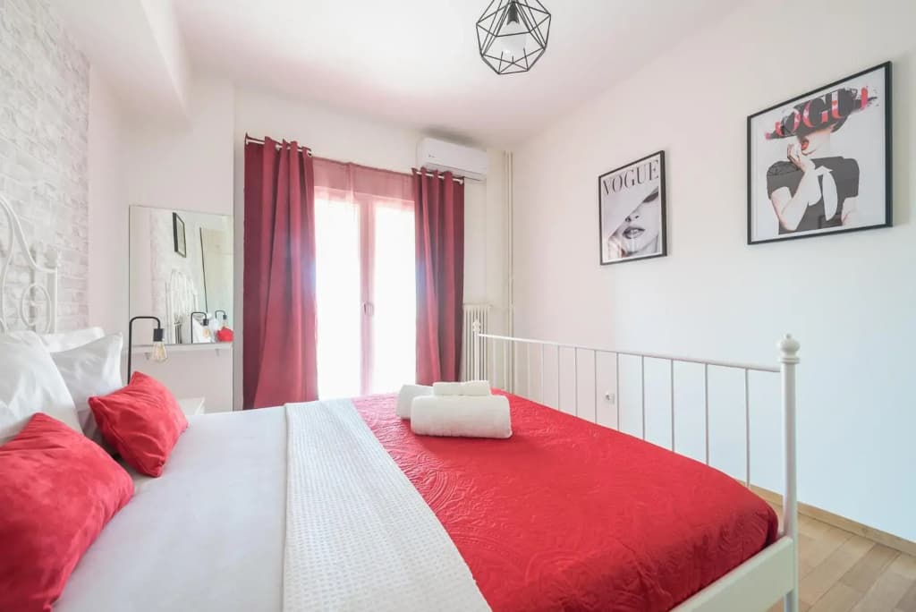 Superb Acropolis view 3bd apt in historical center - photo 1