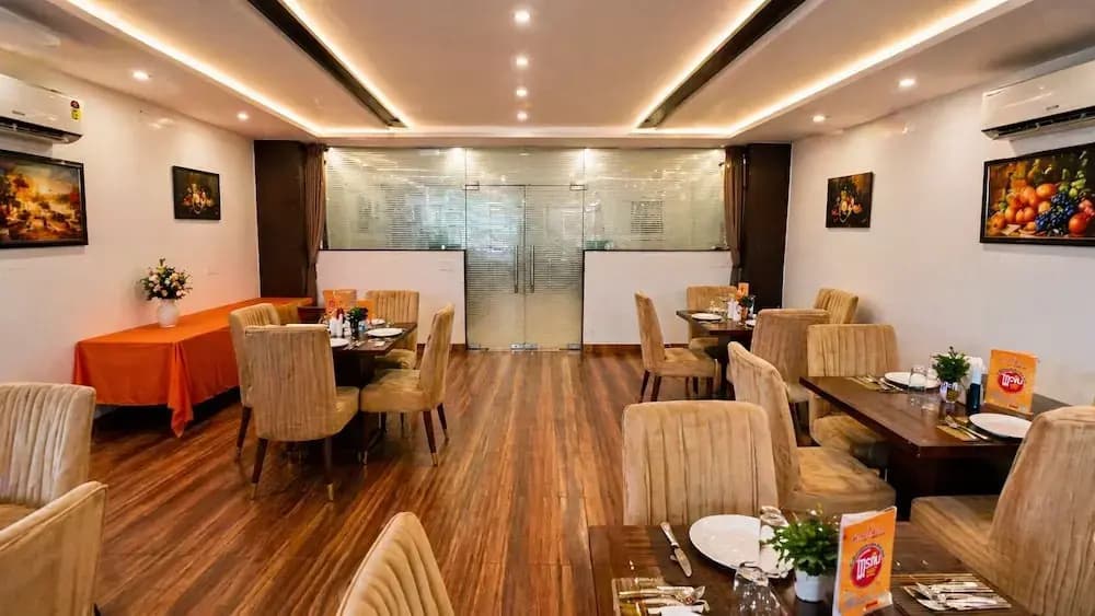 Hotel Kian by JMD Group - photo 30