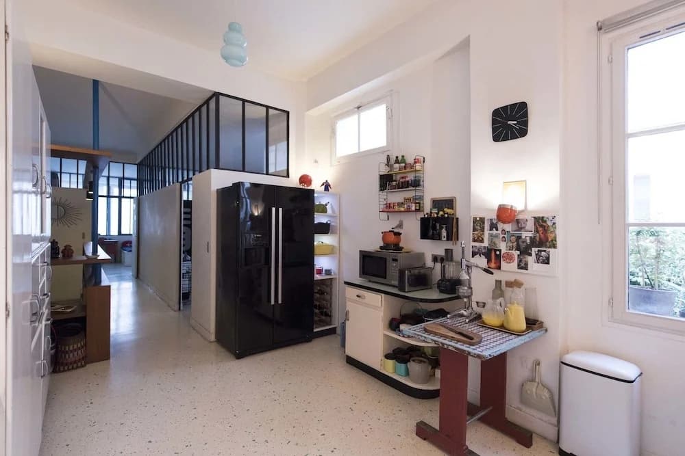 Loft Style Apartment With A Workshop Studio - photo 5