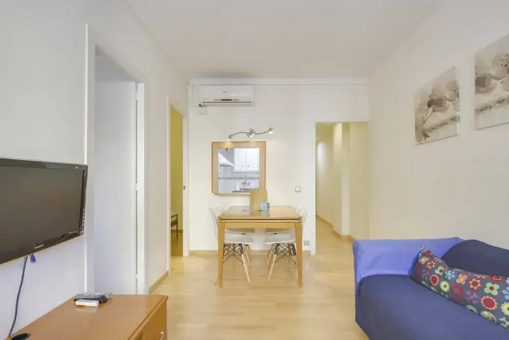 Great 2Bed Next To Arc De Triomf - photo 3