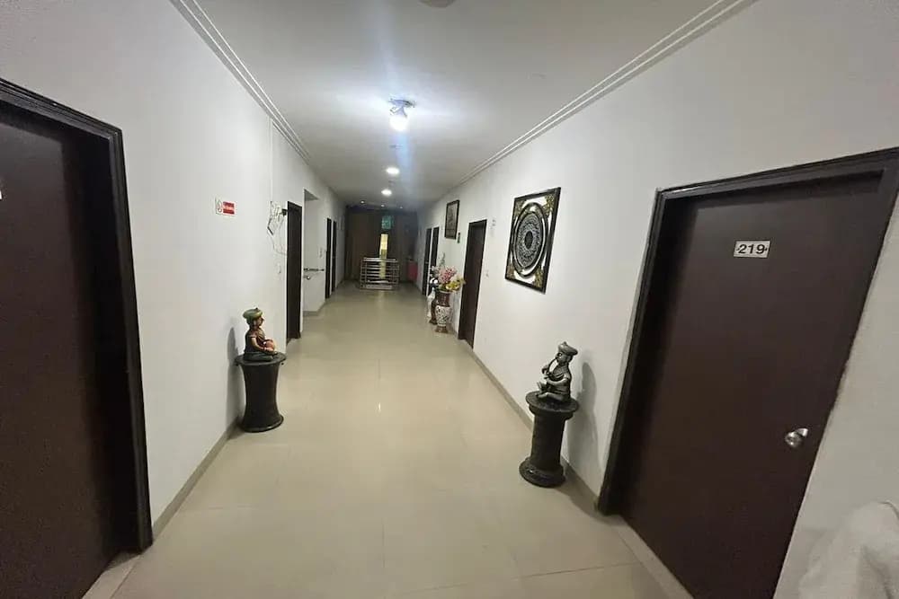 Hotel Om Paradise Near IGI Delhi Airport - photo 28