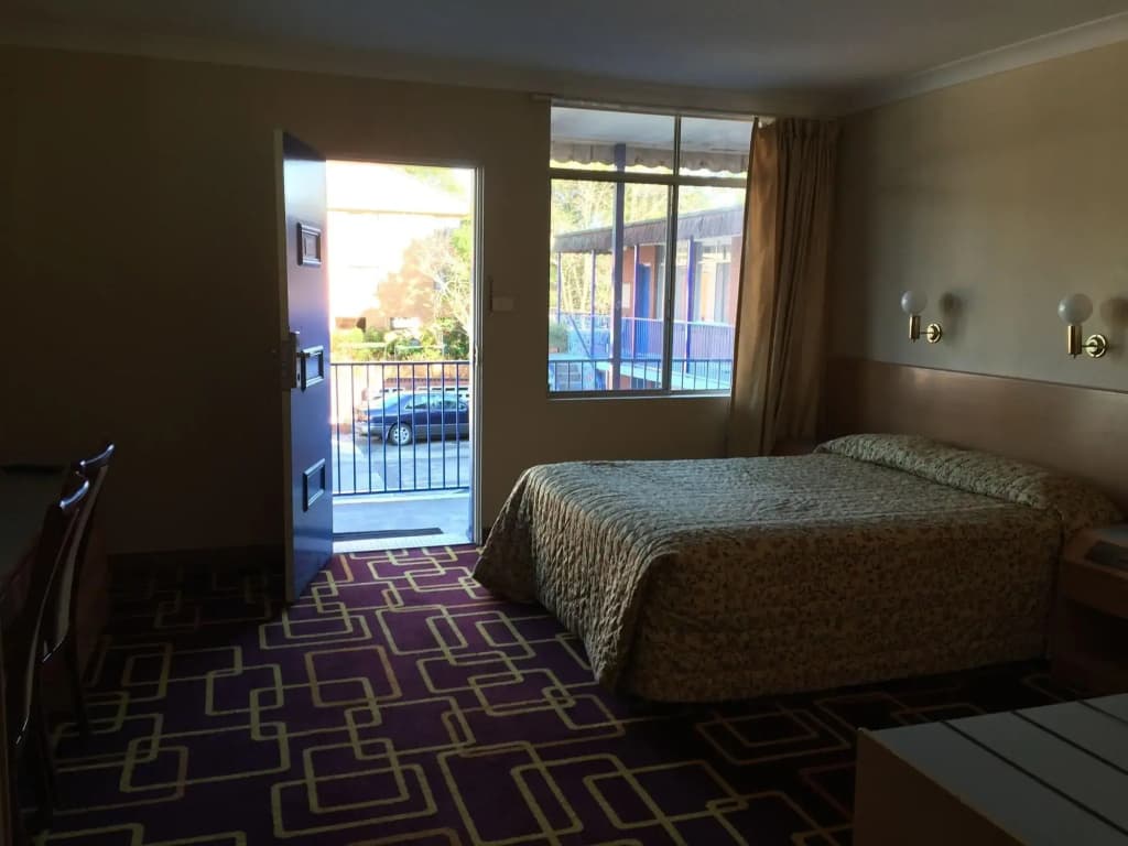 Ashfield Motor Inn - photo 2