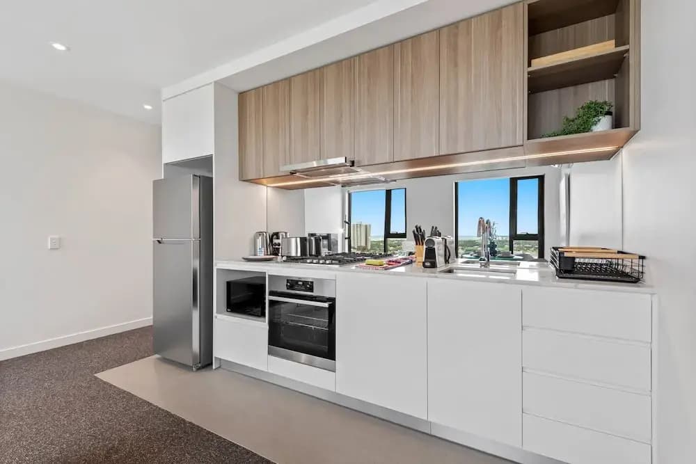 2-bed Inner-city Pad With Pool, - photo 14
