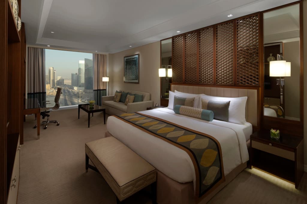 Hotel Taj Dubai - photo 11
