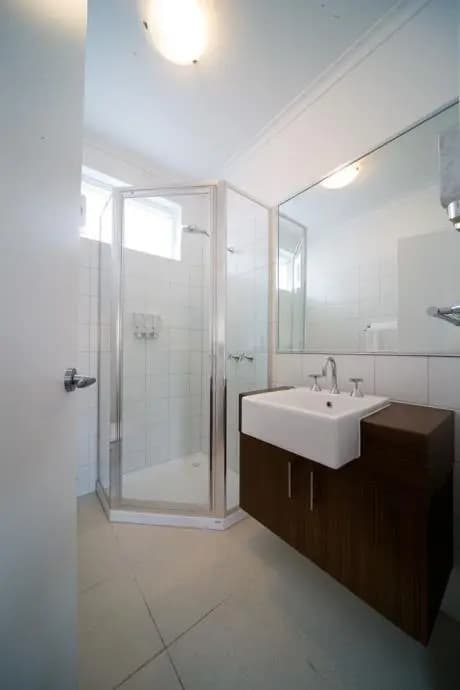 Easystay Raglan Street - photo 3