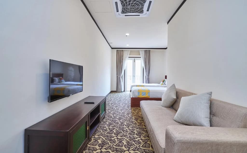 The Platinum Hotel & Suites - photo 36