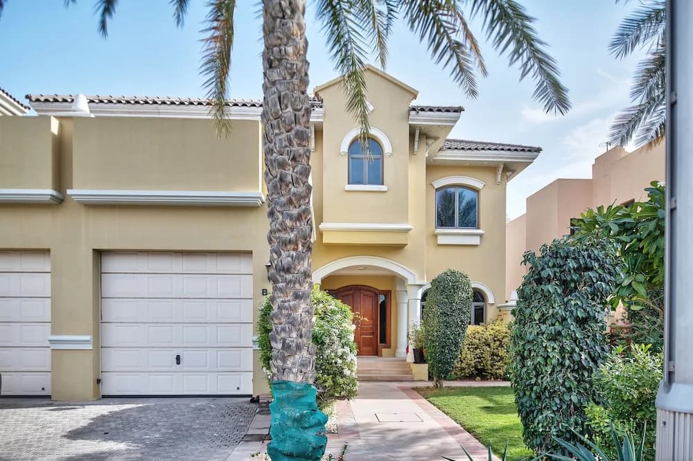 Dream Inn Dubai - Royal Palm Beach Villa - main photo