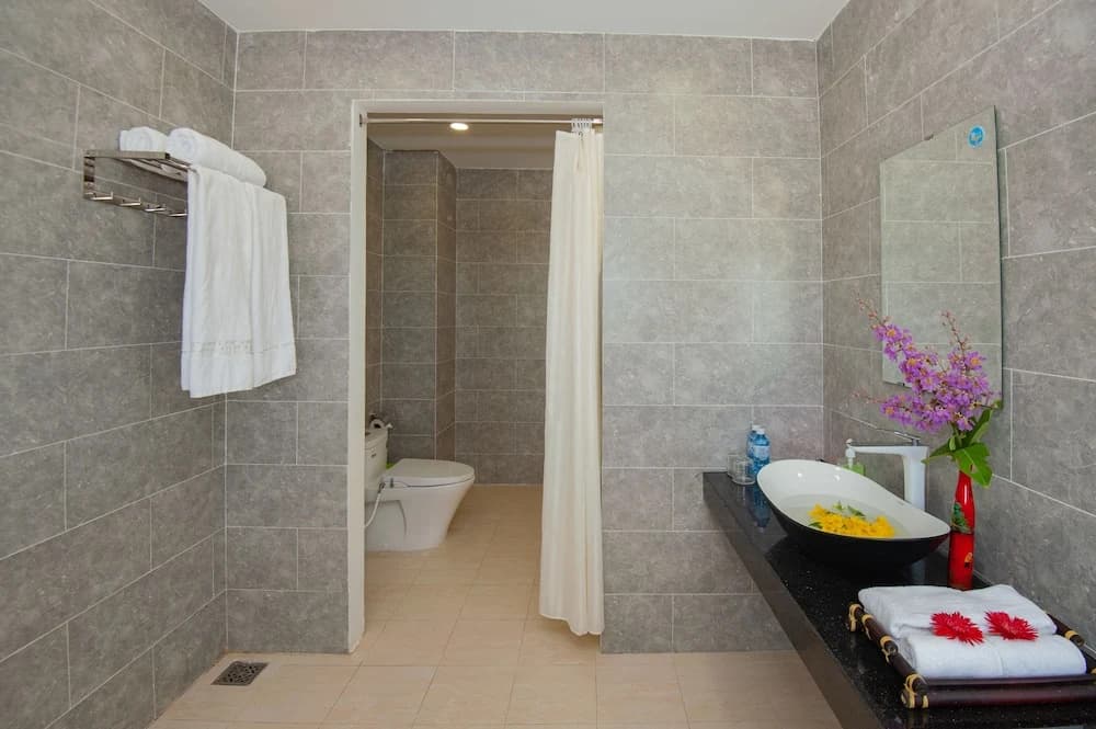 Yellow Daisy Villa - photo 4