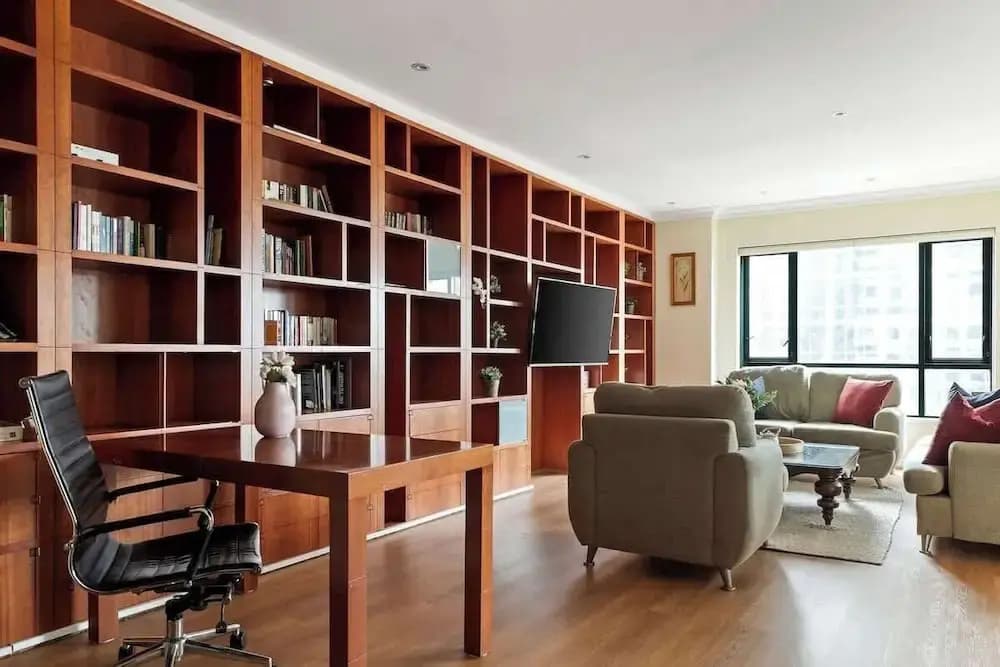 Stylish & Cozy 4BR Retreat With Free Parking - photo 5
