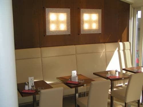City Hotel Albrecht Schwechat - photo 21