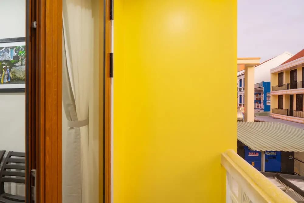 The Lit Villa - photo 8