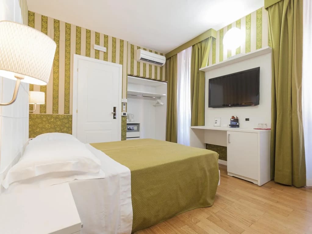 Trevi 41 Hotel - photo 5