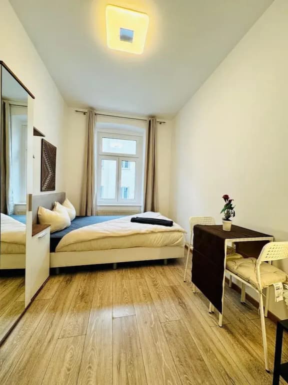 Affordable 4BR Near Stadthalle - photo 17