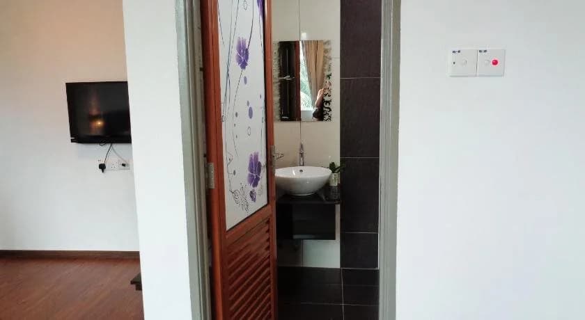 Dview Hotel - photo 9