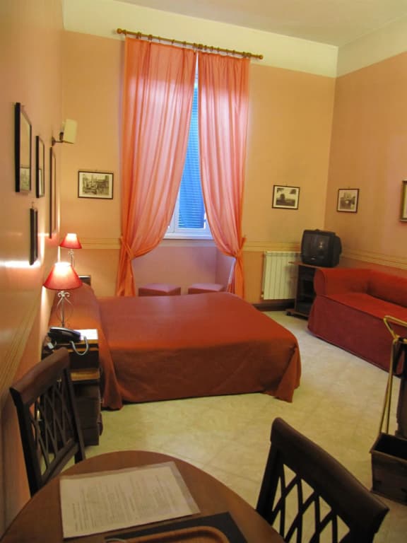 Welcome House - photo 2