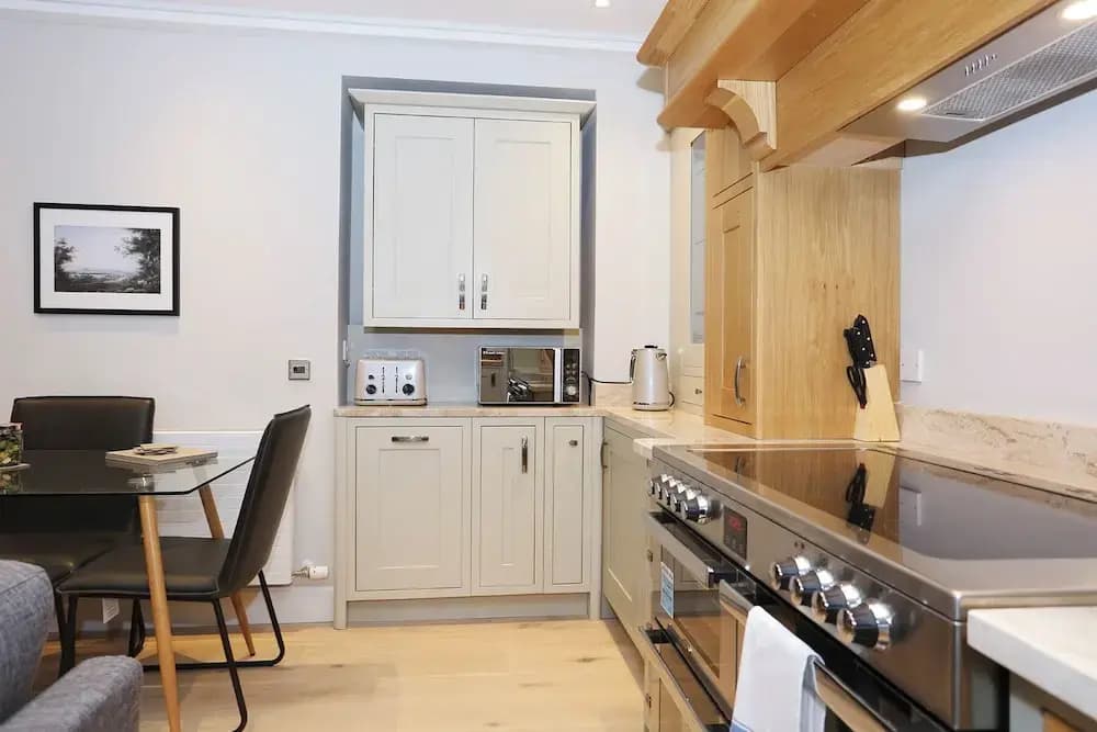 JOIVY Newly Refurbished Apartment on the Historic Royal Mile - photo 14