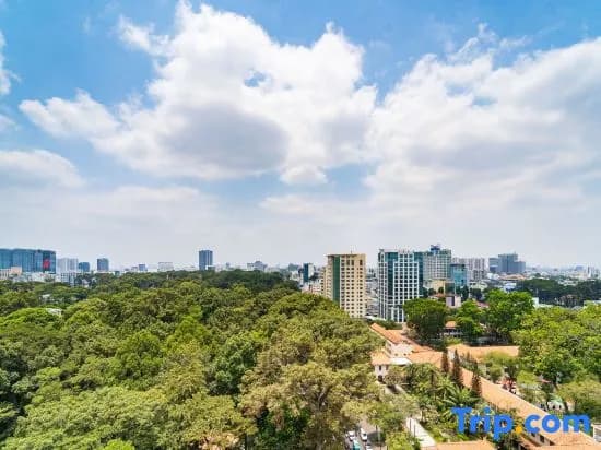 AVALON SERVICED APARTMENT by PRIVATE - photo 2