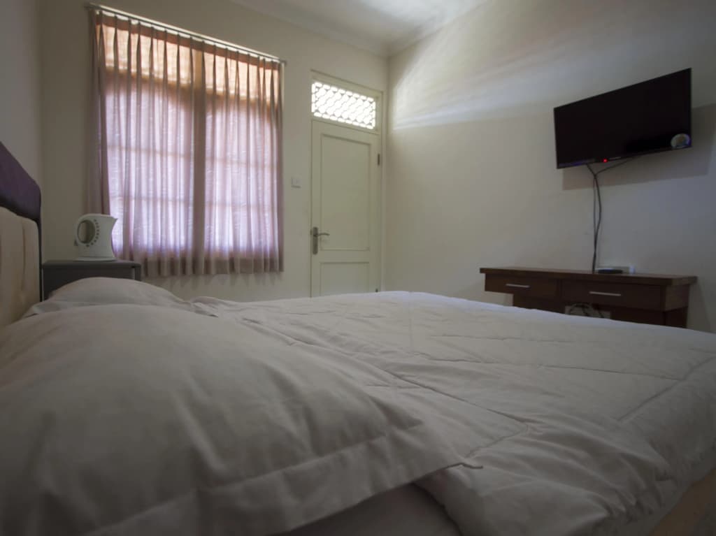 Tasas Inn - photo 3