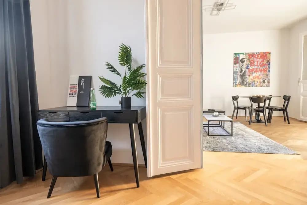 Rochus Stylish Stays - photo 14