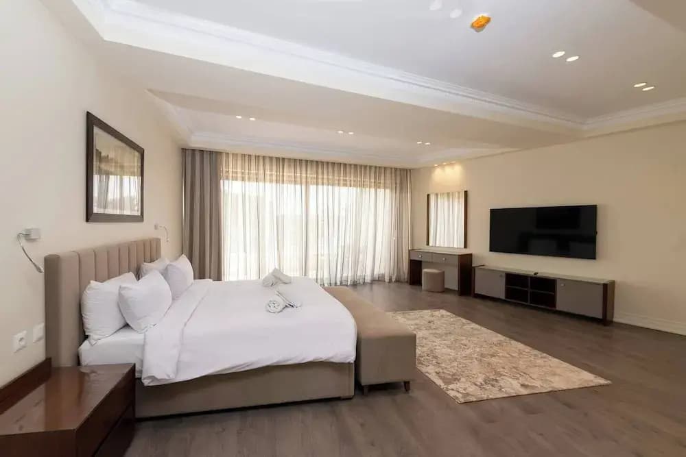 Mirage Residence 2Bedroom's at Golf View - photo 3