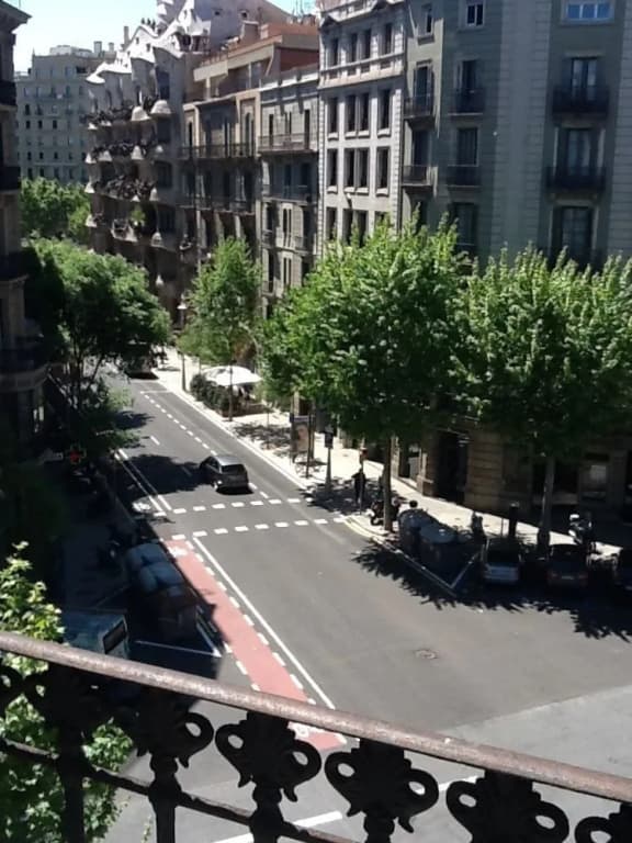 Claris Apartments - photo 16