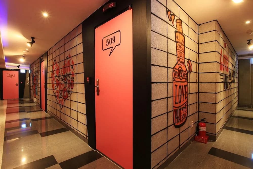 Max Hotel - photo 12