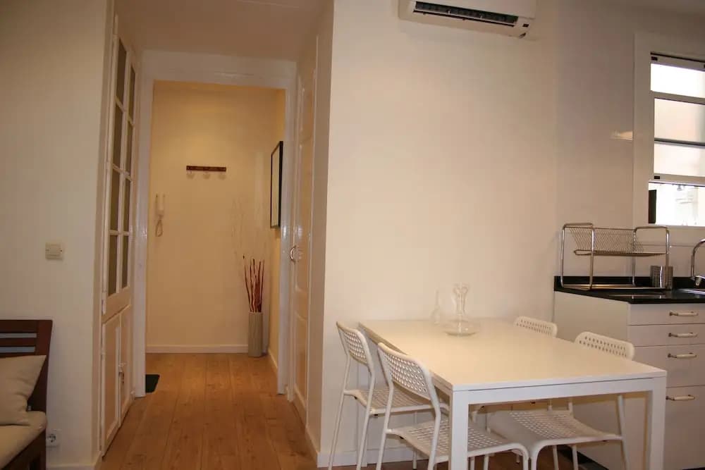 Avenida Apartments Piquer - photo 8