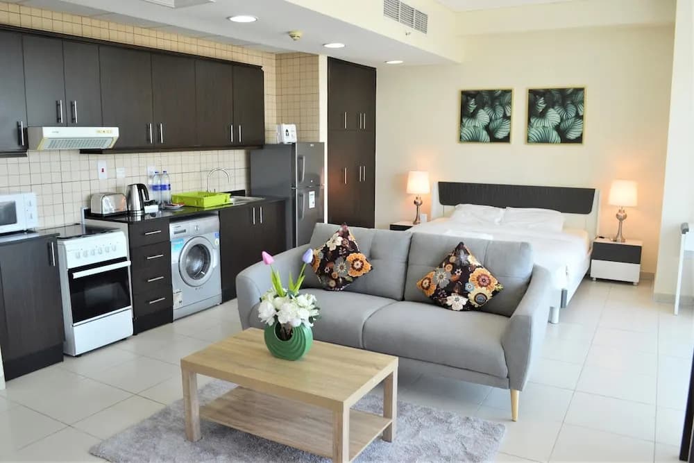 Sea view furnished STUDIO with balcony in Marina - JMI - photo 10
