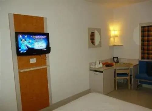 Iris Hometel Harinagar - photo 3