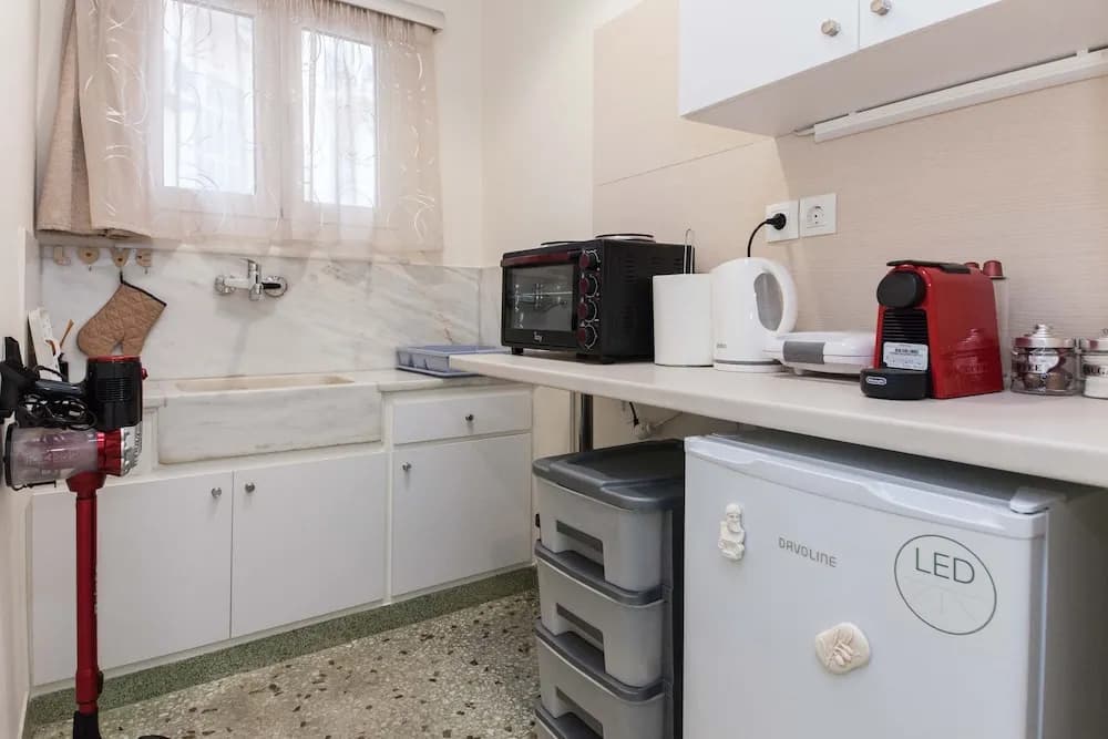 Athens Central Explorer Nest 1 Bd Apt - photo 14