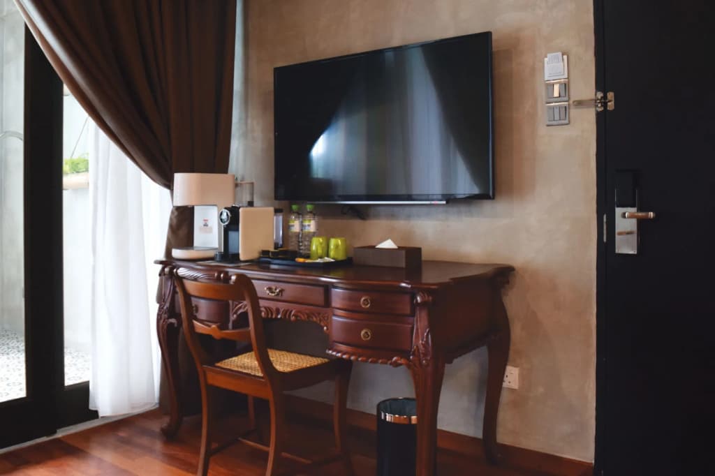 Treasures Hotel and Suites - photo 7