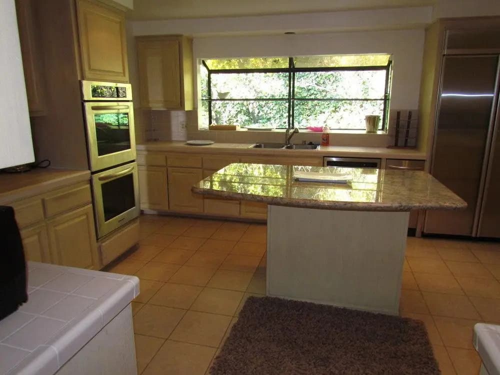 4 Bedroom Celebrity House with Pool & City View - photo 18
