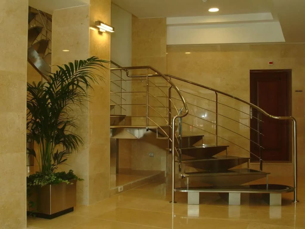 Hotel Gran Legazpi - photo 11