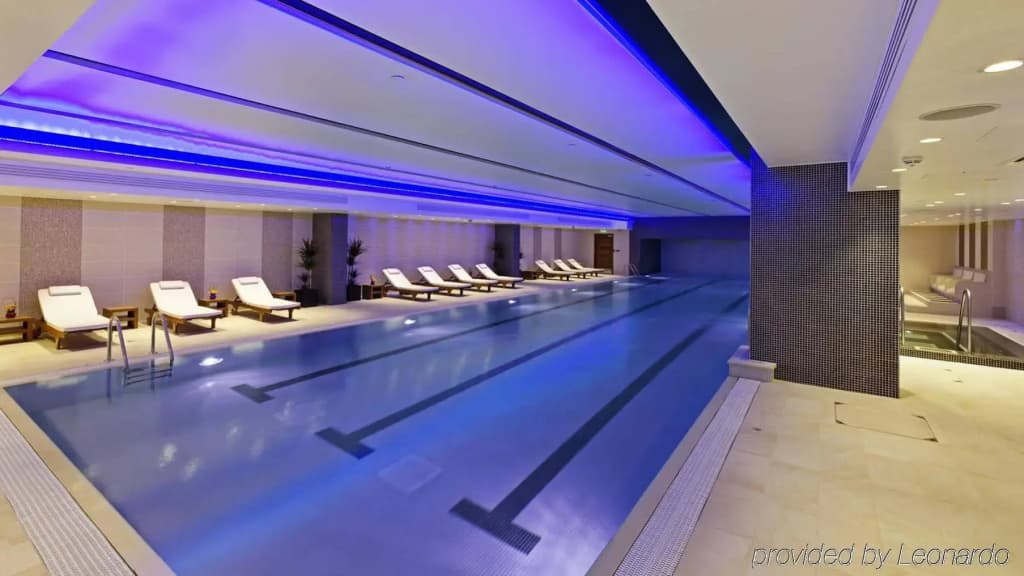 Leonardo Royal Hotel London Tower Bridge - photo 20