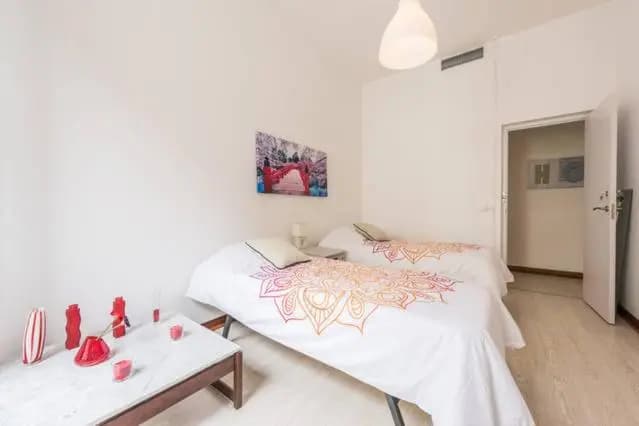 MF Apartaments Gran Via - photo 4