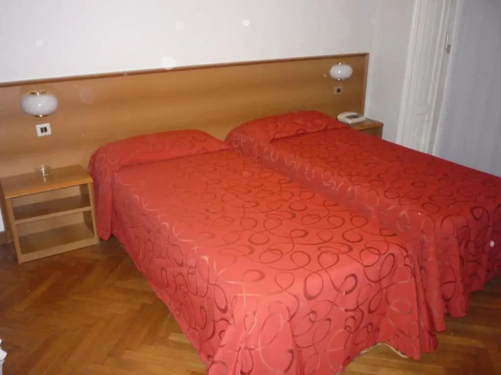 Hotel Apollo - photo 3