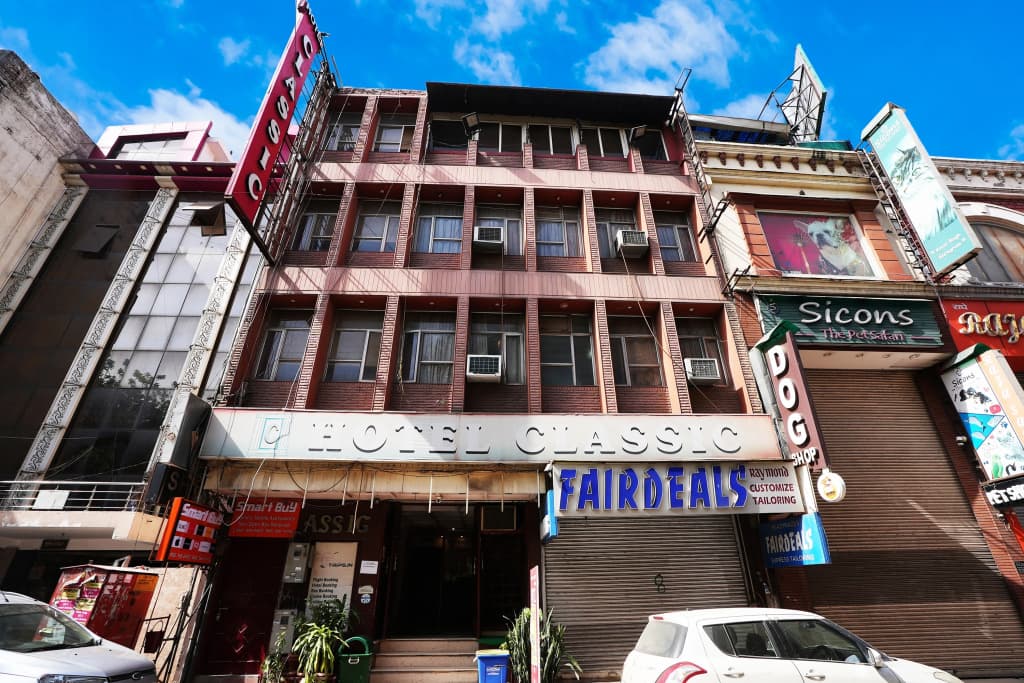 Hotel Classic Karol Bagh - photo 19