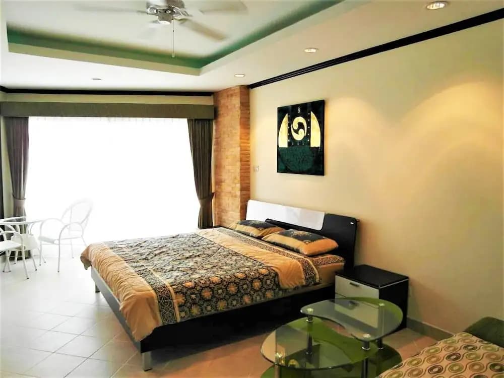 Fully Equipped Studio Apartment View Talay 1 Pattaya - photo 2