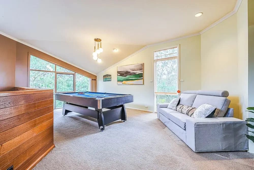 StayAU Comfy Two-Story with Pool Table - photo 23