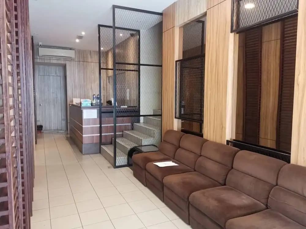 Hotel Holiday - photo 2