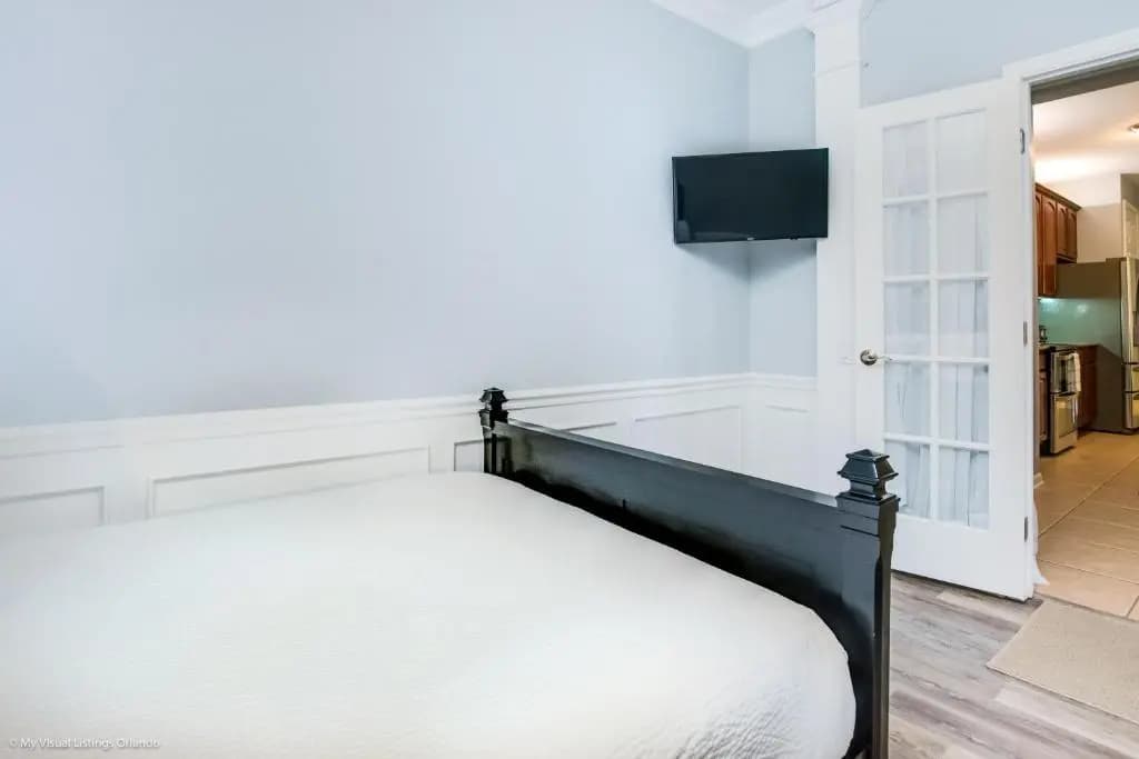 Beautiful Condo W Private Balcony Near Universal - main photo