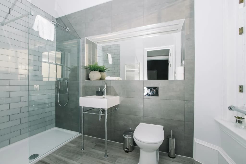 Torphichen Street 5 City Centre 2bed Apt - photo 3