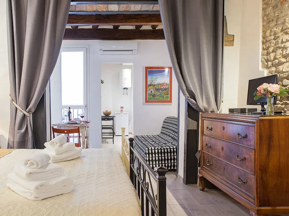 Santa Croce Apartment - photo 1
