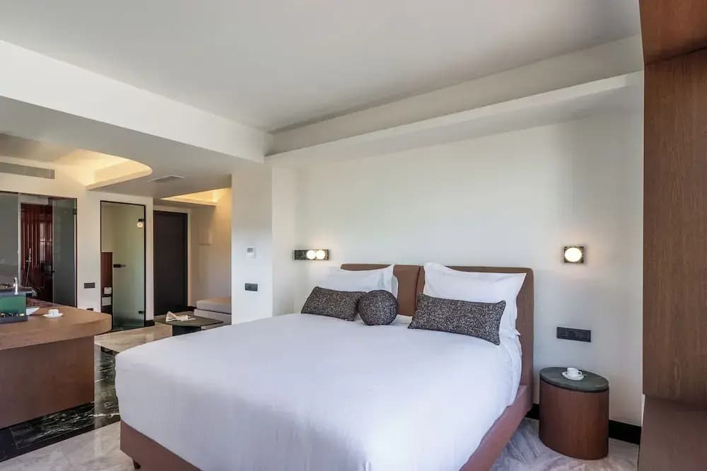 L'Avventura Suites - photo 20